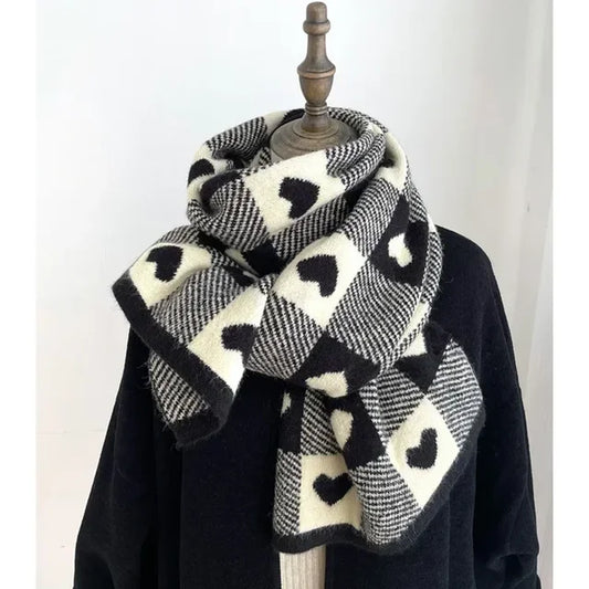 Knitted Scarf Love Heart Scarf Black White Plaid Scarf Thickened Warm Winter Women'S Scarves Christmas New Year Gifts Black